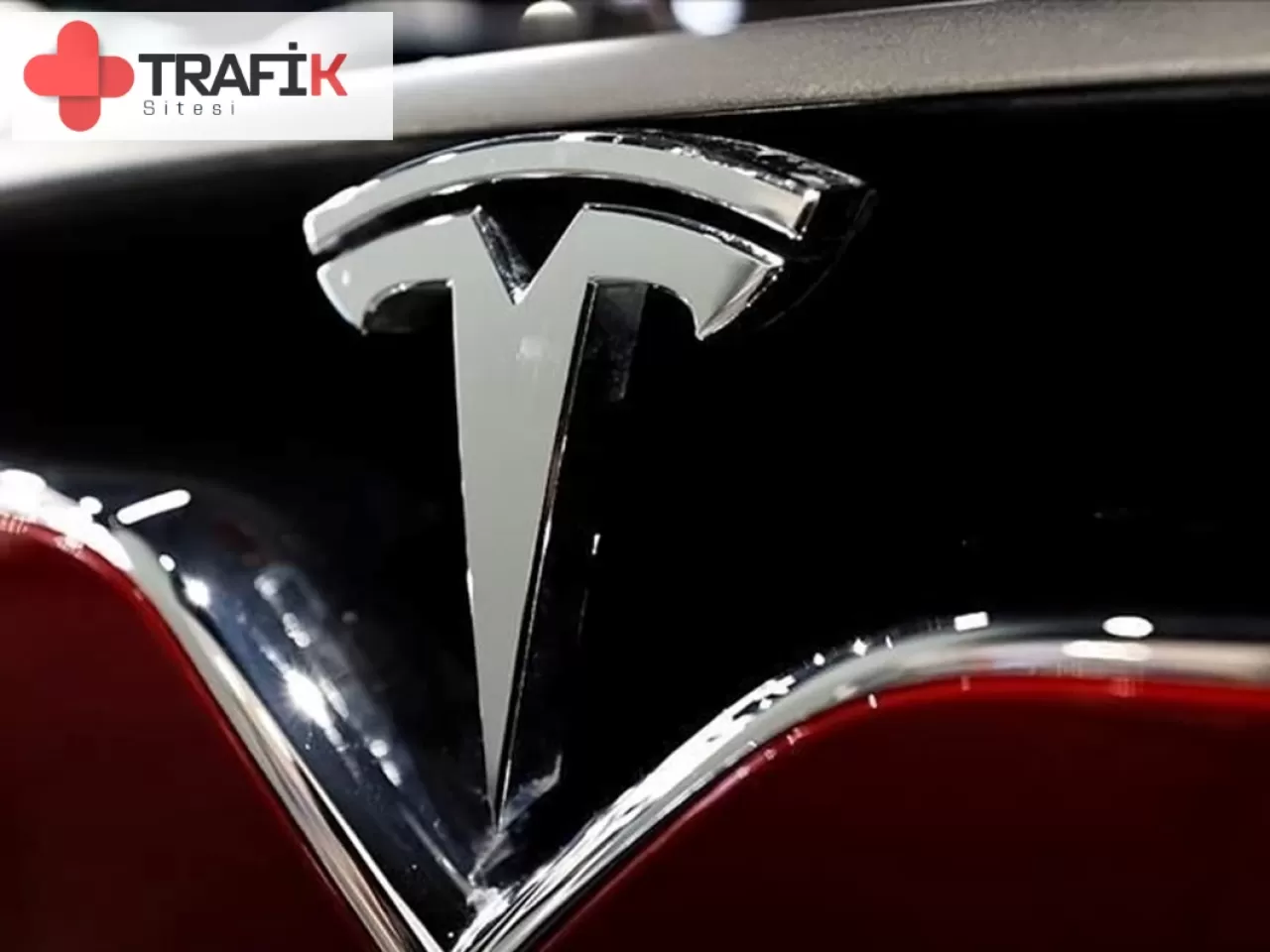 Tesla, Batarya Sorunu Nedeniyle 13 Bin Aracını Geri Çağırıyor