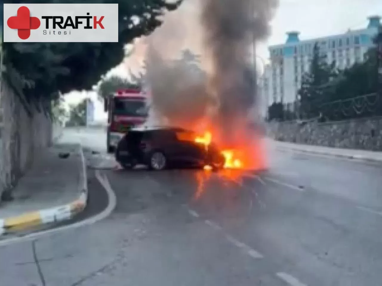 İstanbul Pendik'te Otomobilde Çıkan Yangın Hızla Söndürüldü!