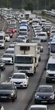 İstanbul'da Sabah Trafiği Yoğunlaştı