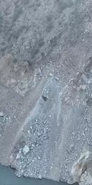 Heyelan nedeniyle kapanan yol yeniden trafiğe açılıyor