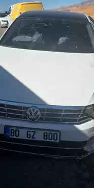 Şırnak'ta Kamyonet ile Otomobil Çarpıştı: 8 Yaralı Hastaneye Kaldırıldı