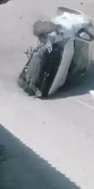 İnegöl'de Kontrolden Çıkan Otomobil Takla Attı, 2 Yaralı