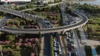 İzmir'de Trafikteki Araç Sayısı 1.98 Milyona Ulaştı, Artış Devam Ediyor