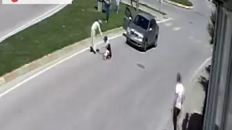 Edirne'de Yaya Geçidinde Otomobilin Çarptığı Kadın Yaralandı, Sürücü Gözaltına Alındı