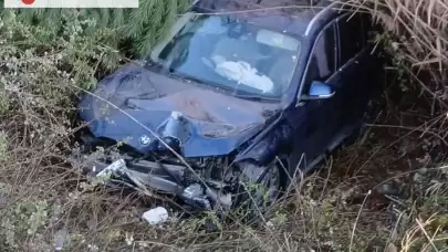 Sürücü direksiyon hakimiyetini kaybetti, otomobil şarampole uçtu