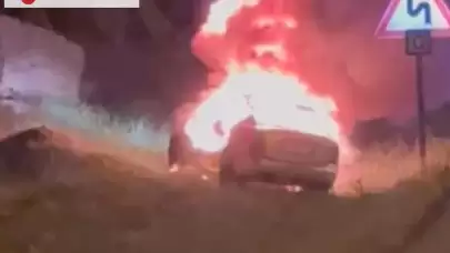 "Seyir halindeki araç alev alev yanarak kül oldu!"