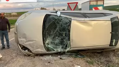 Aksaray'da Otomobil Takla Attı, Sürücü Burnu Bile Kanamadan Kurtuldu!