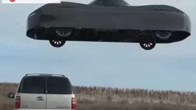 Elon Musk'ın Desteklediği Uçan Araba İlk Kez Havalimanında!