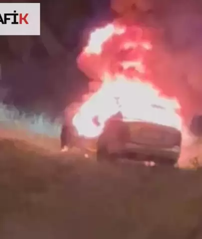 "Seyir halindeki araç alev alev yanarak kül oldu!"
