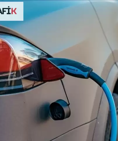 Elektrikli Araçlara Geçiş İsteği Avrupa'da Hızla Azalıyor: Ankete Göre En Büyük Engel Maliyet!