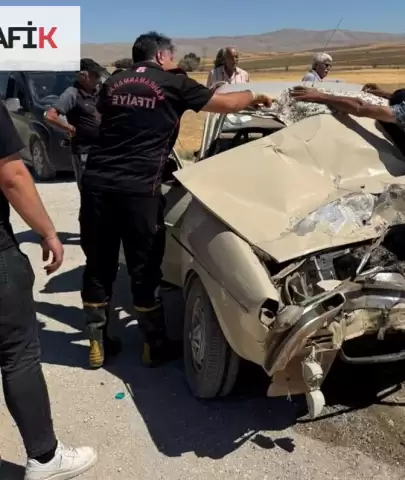 Kahramanmaraş'ta Otomobil ile Kamyonet Çarpıştı: İki Yaralı Hastaneye Kaldırıldı