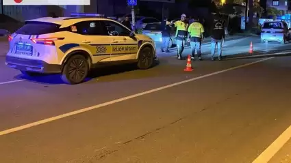 Kahramanmaraş'ta Anne ve Kızına Otomobil Çarptı: Anne Ağır Yaralı!