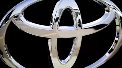 Toyota, ABD'de 54 bin aracı koltuk sorunu için geri çağırıyor.