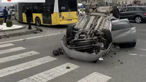 Kayseri'de Belediye Otobüsü ile Otomobil Çarpıştı: 9 Yaralı!