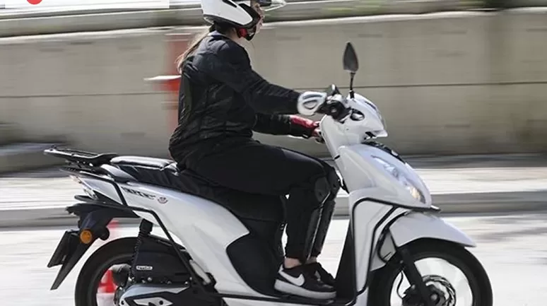 Motosiklet satışları otomobilleri geride bıraktı