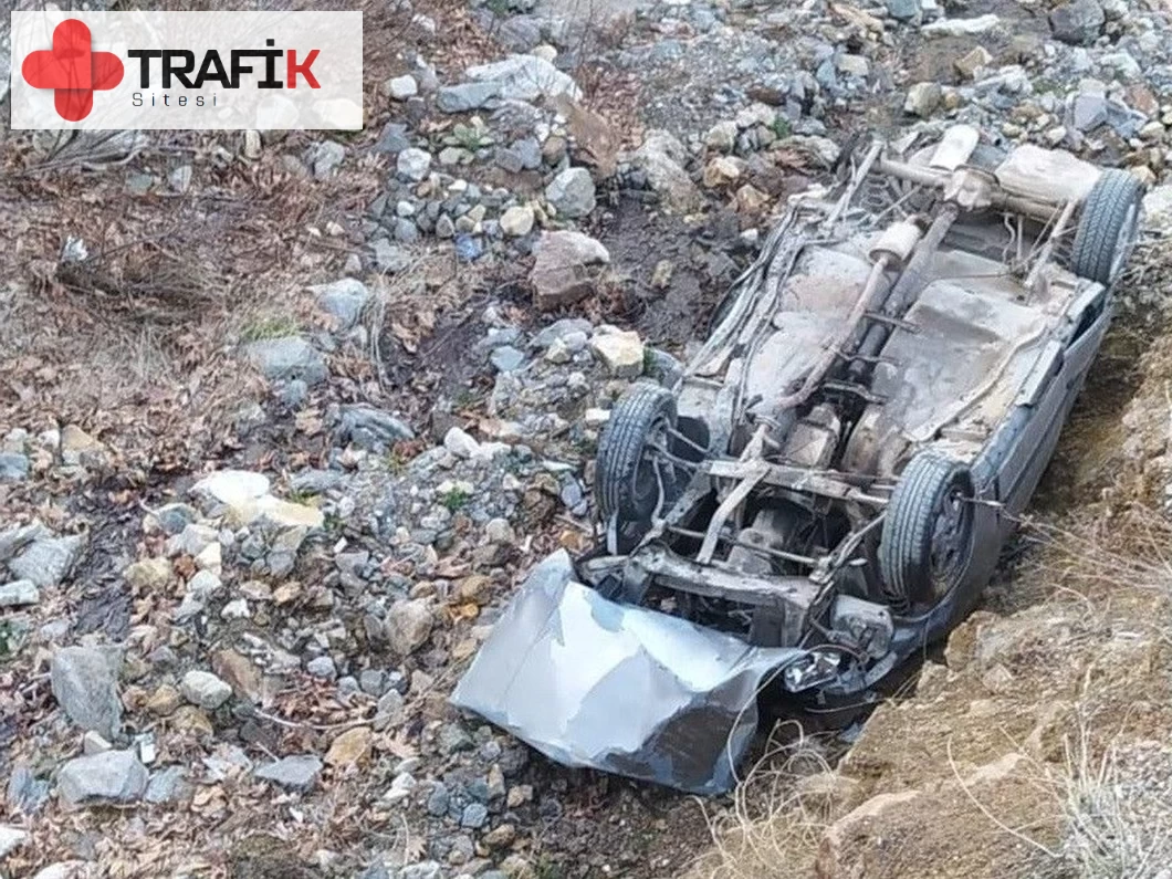 Otomobil dere yatağına yuvarlandı: 1 ölü