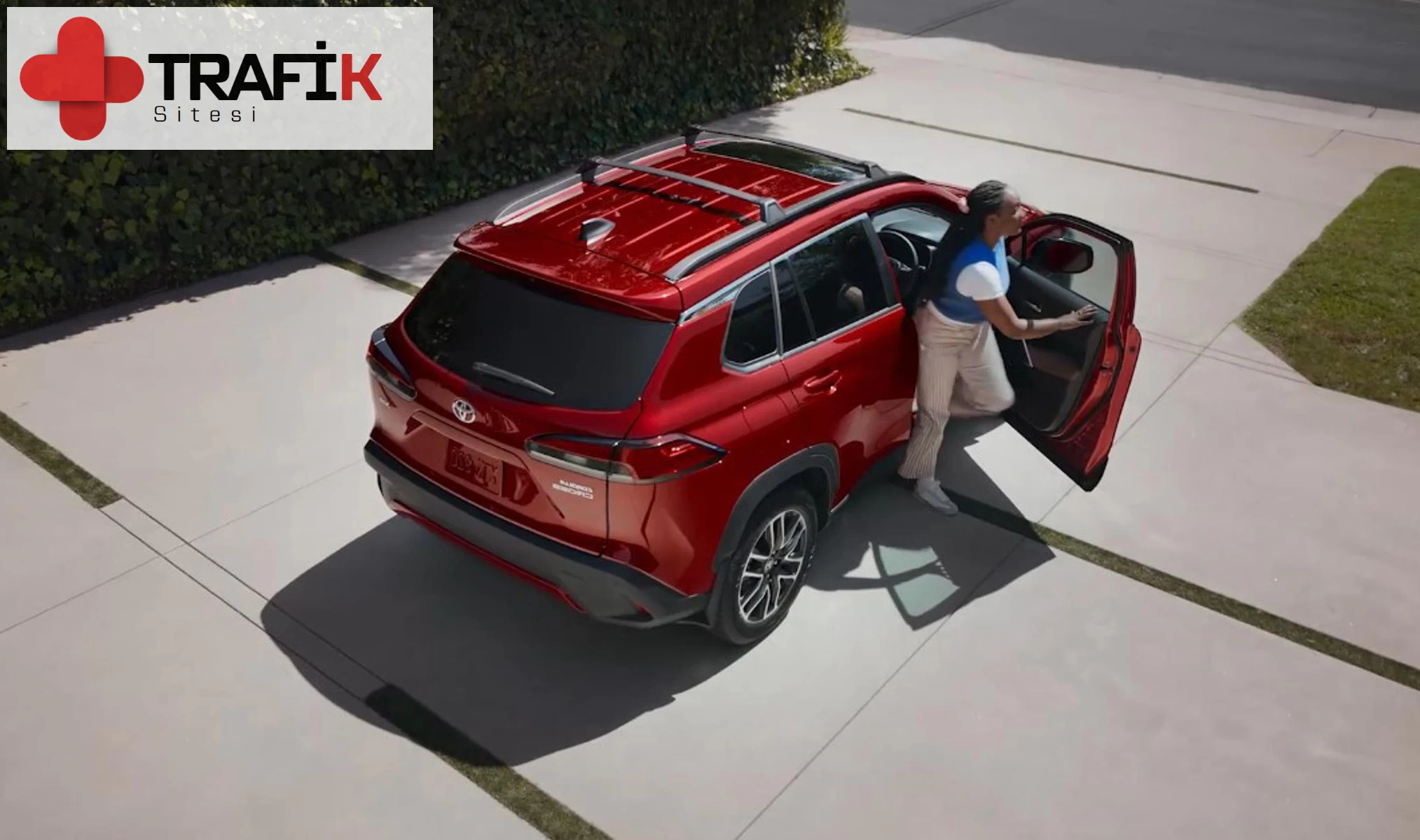 Toyota, Yeni Corolla Modeli ile 3 Sıra Koltuklu Araçları Piyasaya Sürüyor